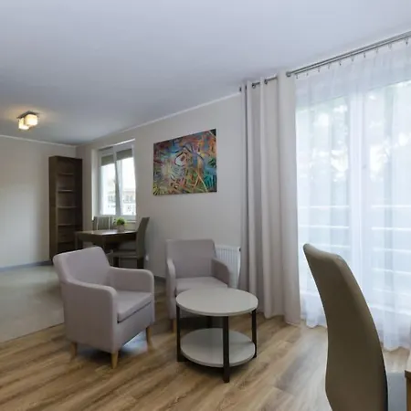 D&c Holdings Apart Otel