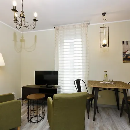 Aparthotel D&c Holdings 4*