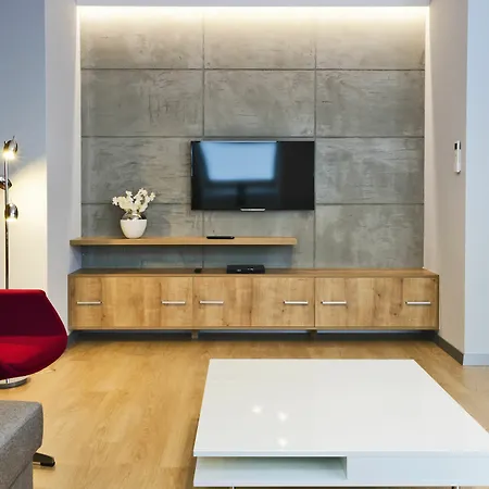 D&c Holdings Aparthotel 4*