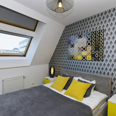 D&c Holdings Aparthotel 4*
