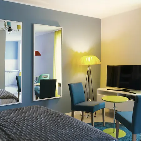 D&c Holdings Aparthotel 4*